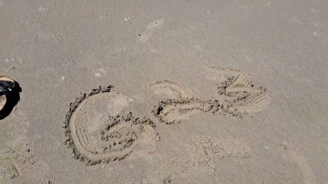 @Beachside State Park, OR walking on the beach