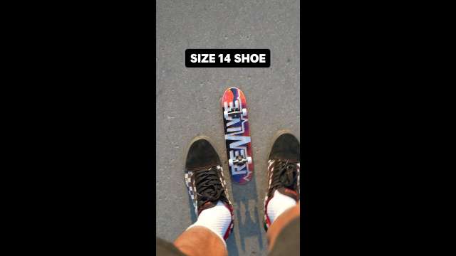 Skaters with BIG ASS Feet
