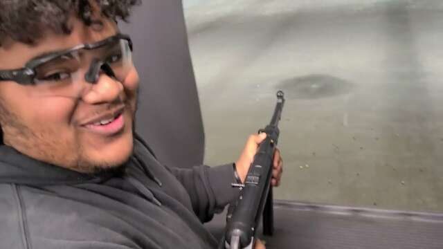 THE OLD MP40 GETS THE DUST KNOCKED OFF