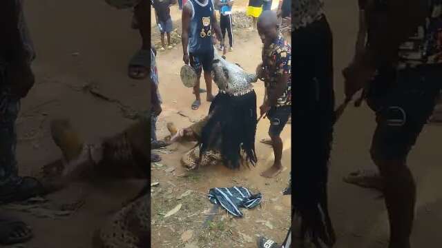 Agu Masquerade at a Funeral (2)