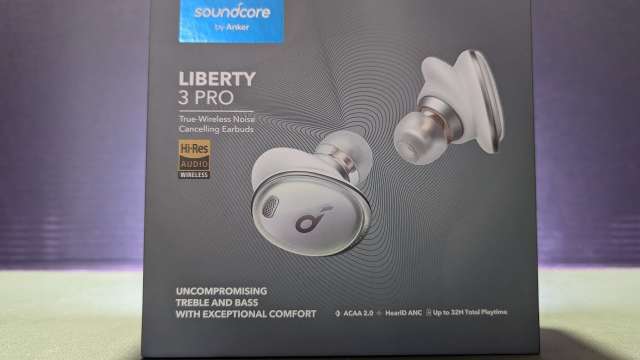 Unboxing the Soundcore Liberty 3 Pro